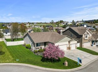 1112 S Harmony Ct, Greenacres, WA 99016