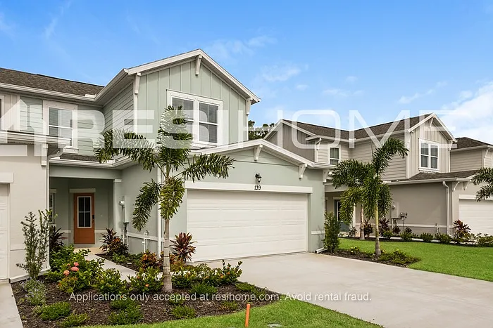 154 Honeytree Ln