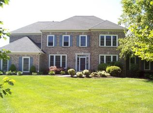 4 Hickory Dr, Glen Mills, PA 19342
