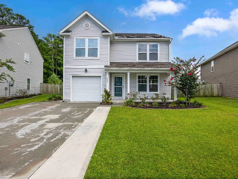 442 Thoroughbred Dr