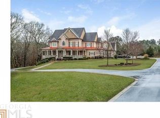 685 Ivy Lea Dr, Lawrenceville, GA 30045