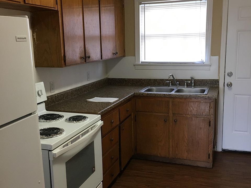 1st image of 702 Stetson Ave