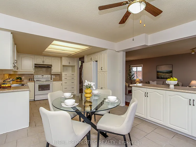 39 Huntings End Ave — Photo 15