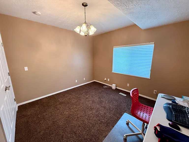 1090 E Fairway Dr — Photo 17