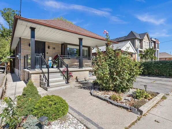 16 Sultana Ave, Toronto, ON M6A 1S8