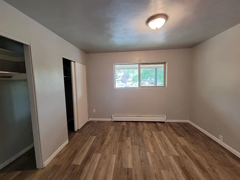 1425 Bunting Ave — Photo 33