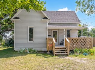 720 Porter Ave, Aurora, MO 65605