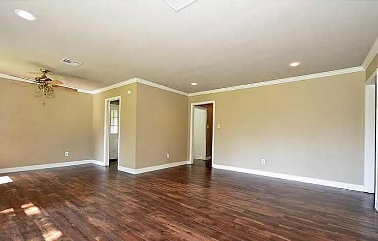 3881 Greenway Pl — Photo 13