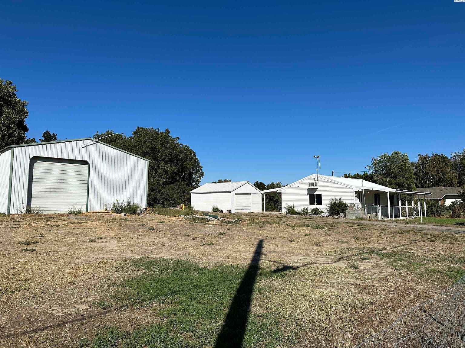 1104 Della Ave, Benton City, WA 99320 MLS 271039 Zillow