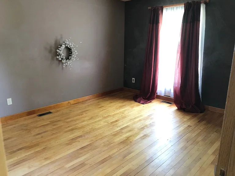 908 Sandusky Dr — Photo 6