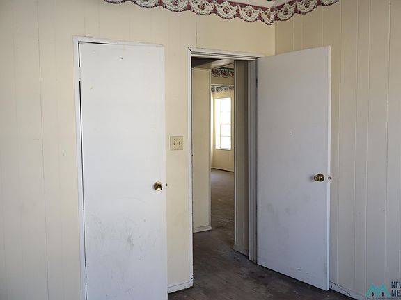 4th image of 221 S Granite St