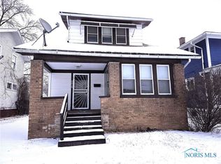 2104 Calumet Ave, Toledo, OH 43607