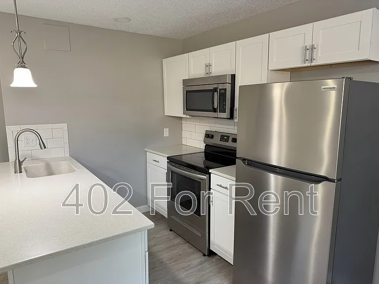 1010 S 29th St #7 — Photo 2