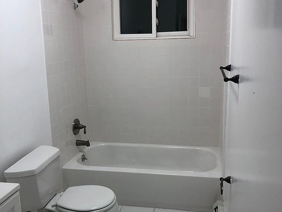 4th image of 2215 126th St Floor 2