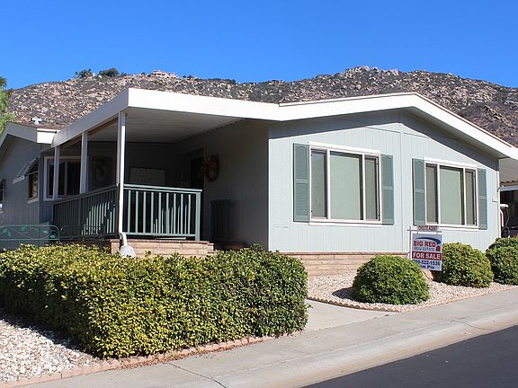 4th image of 8975 Lawrence Welk Dr Spc 395