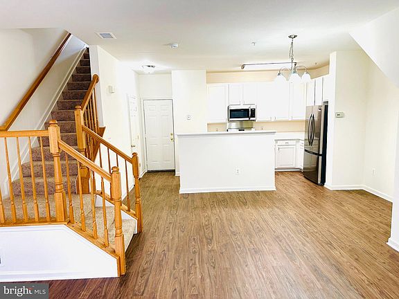 3rd image of 311 Cross Green St #A