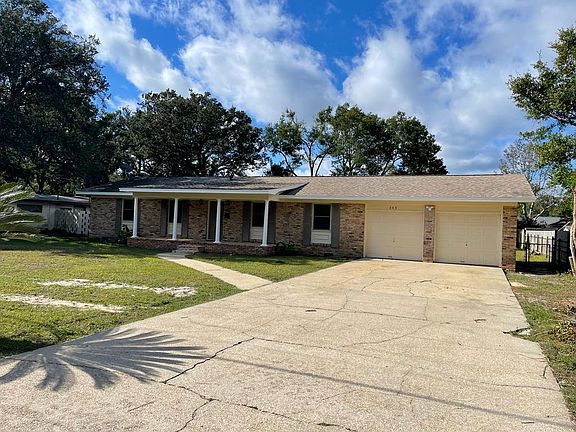 2nd image of 203 Oviedo St