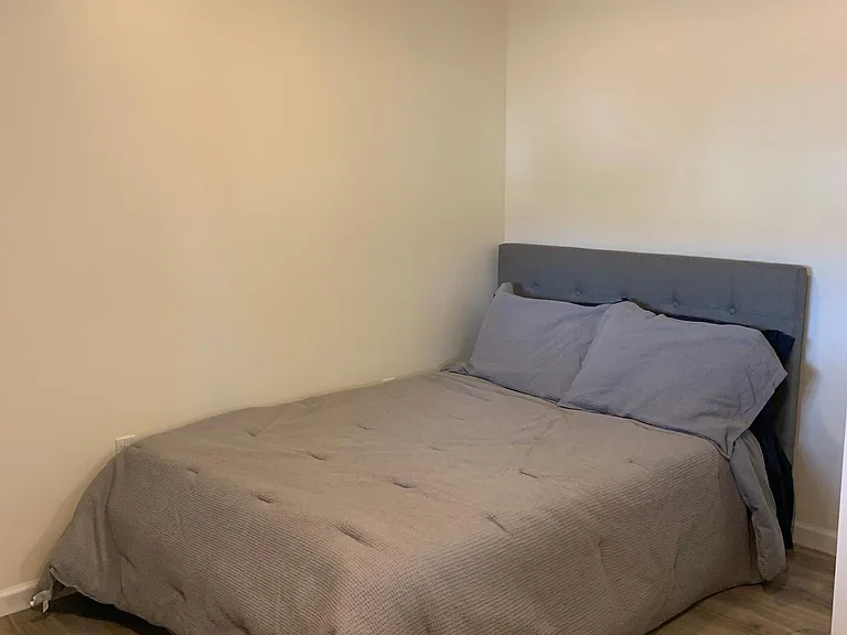1909 E Coronado Rd #2 — Photo 19