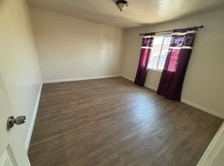 1573 Locust Ave #9, Long Beach, CA 90813