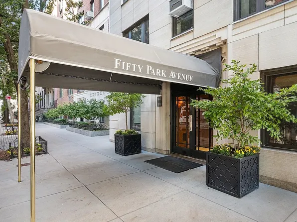 50 Park Ave APT 12E, New York, NY 10016