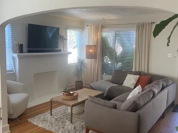 7518 Willoughby Ave, Los Angeles, CA 90046