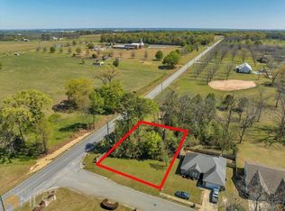 101 Gemstone Ct, Warner Robins, GA 31093