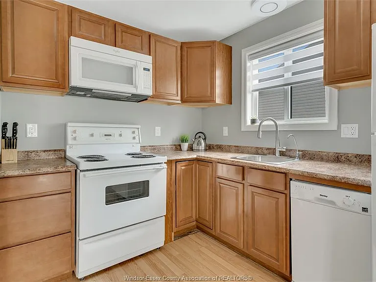 176 Rivervilla Ct #UPPER — Photo 8