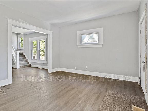 4th image of 3502 N Kenwood Ave APT 2