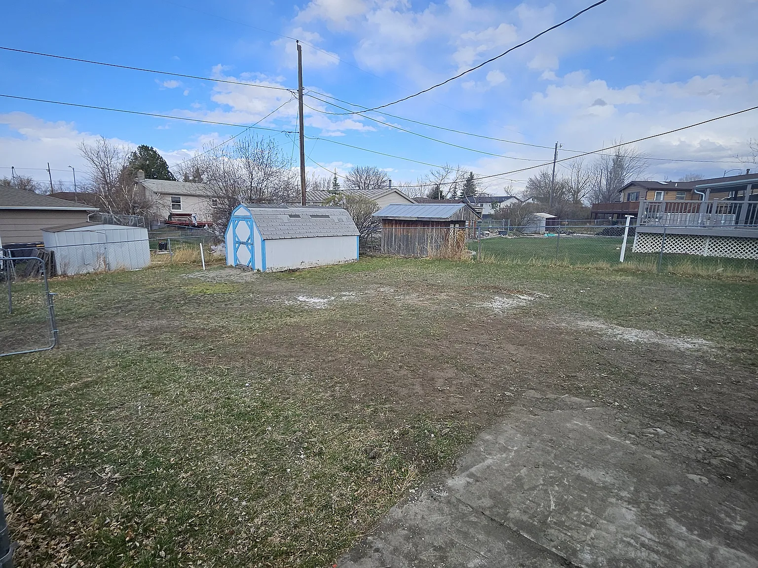 5 bed, 2016 sqft, $2,500 — Photo 2