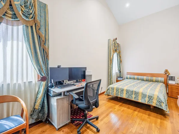 3821 Avenue S image 23 of 42