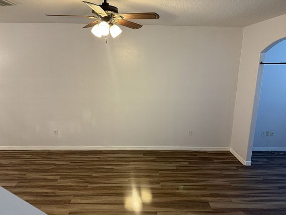 5th image of 3402 High Hampton Cir
