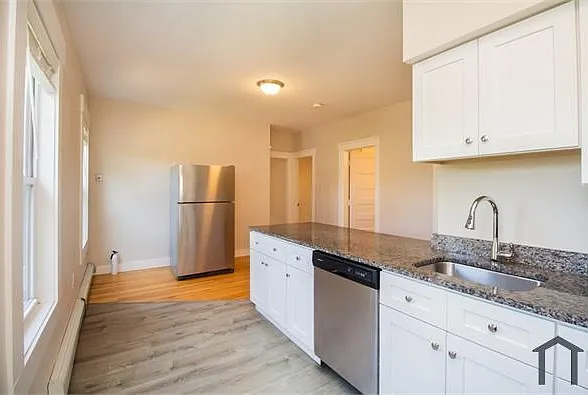 6 Adolph St #2 — Photo 2