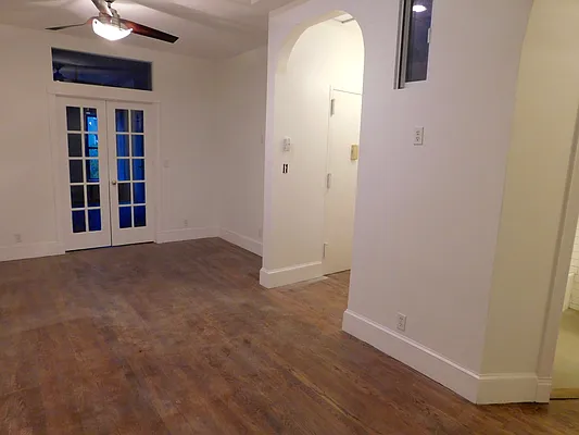 Rented by MQ Realty LLC | media 33