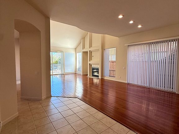 5th image of 5049 Mertola Dr