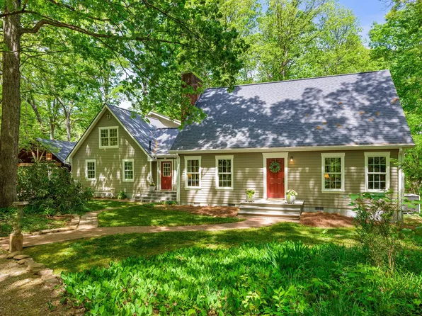 5110 Old Chestnut Ridge Rd, Signal Mountain, TN 37377
