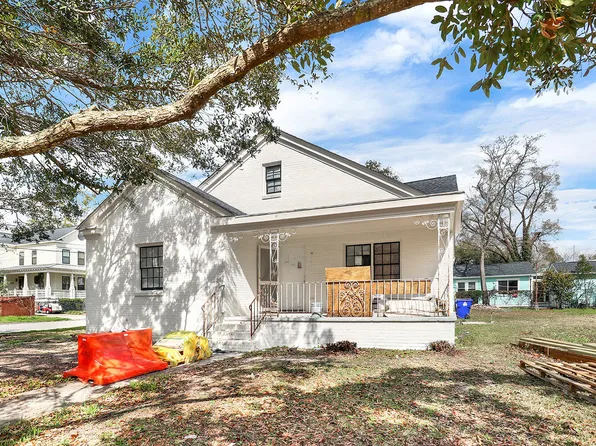 136 Peachtree St, Charleston, SC 29403