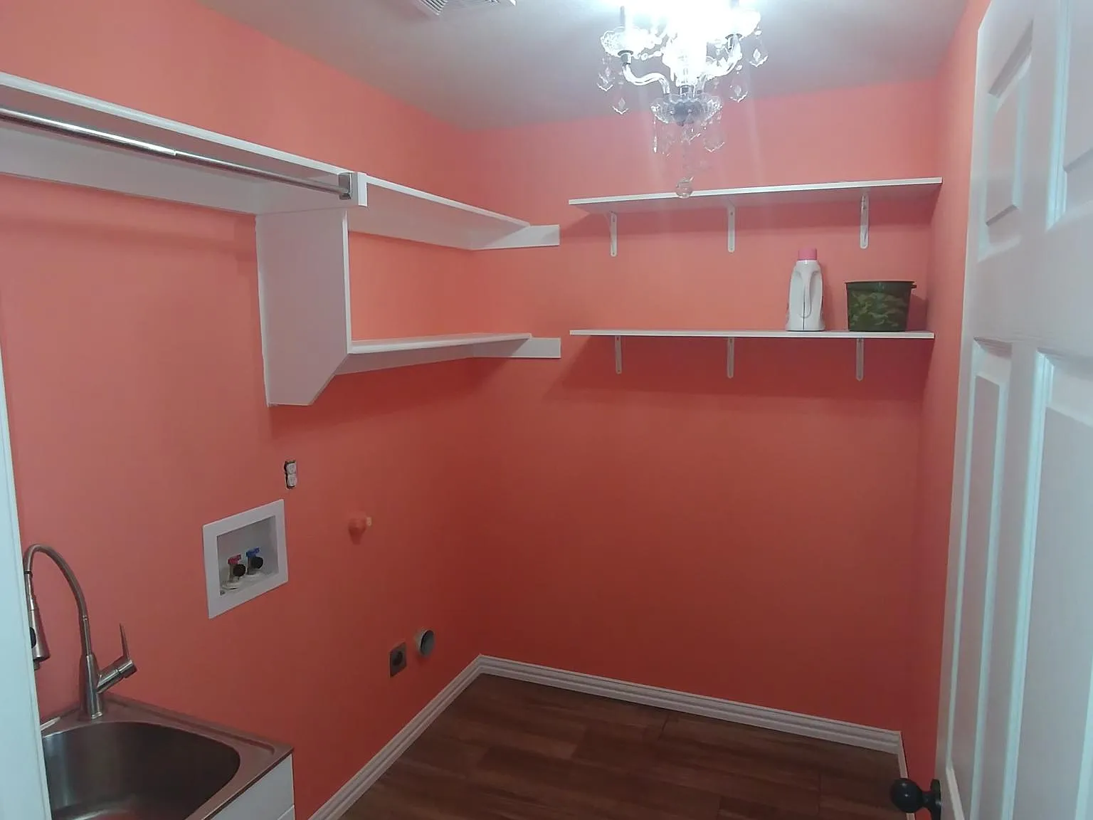 3 bed, 1618 sqft, $2,230 — Photo 2