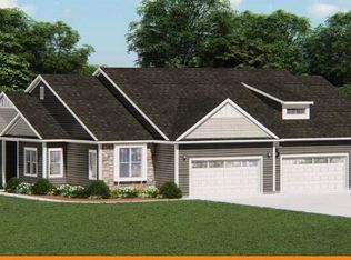 W253N6638 Heavenly Ct, Sussex, WI 53089
