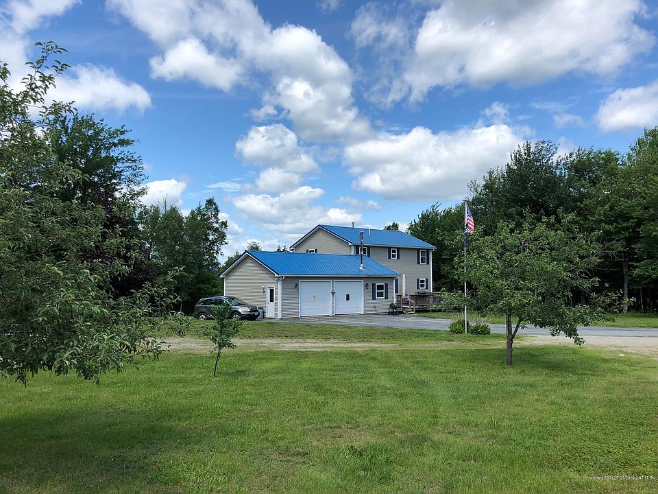 2nd image of 152 Clearwater Way