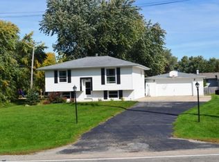 1418 North St, Neenah, WI 54956