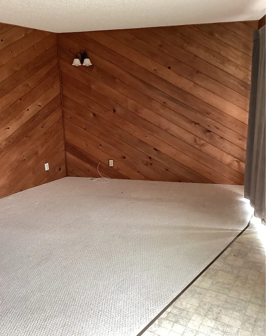 250 Southeast Winchell Street - 3 — Photo 3