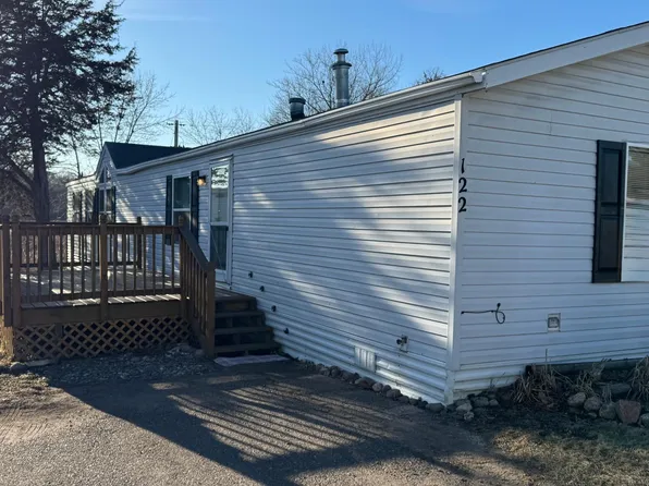 13100 318th St Trailer 122, Lindstrom, MN 55045