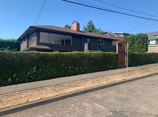 2490 Union Ave #1, North Bend, OR 97459