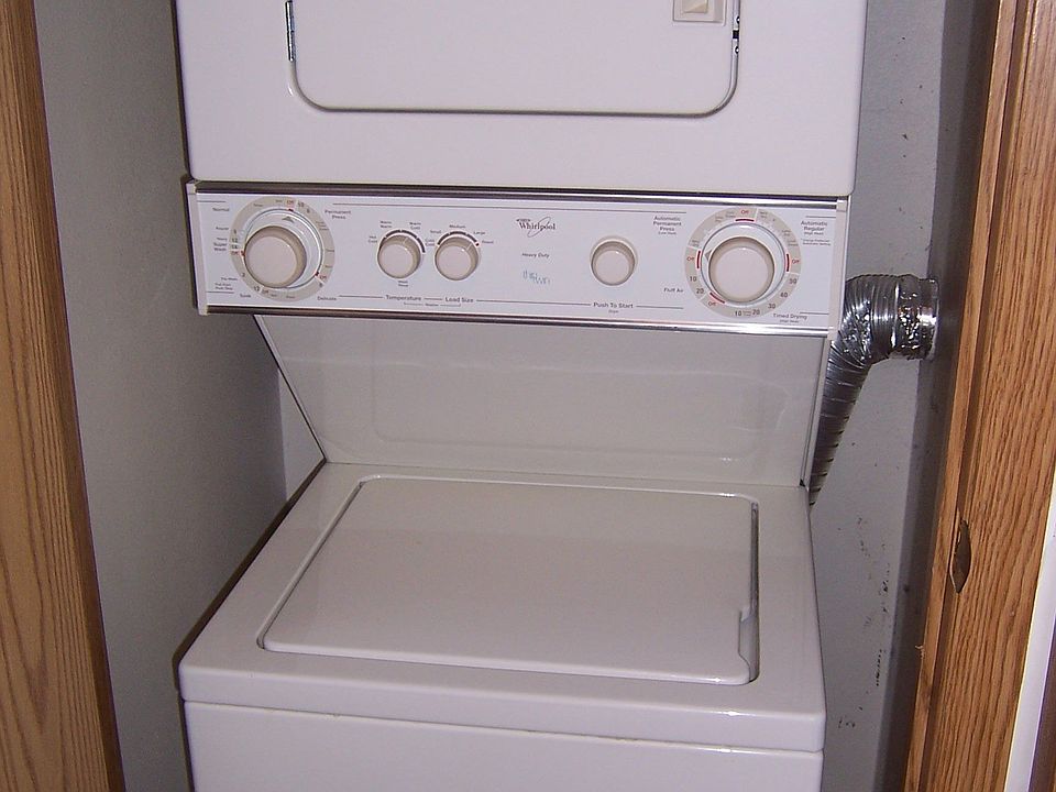 2nd image of 2981 Country Manor Ln APT 3