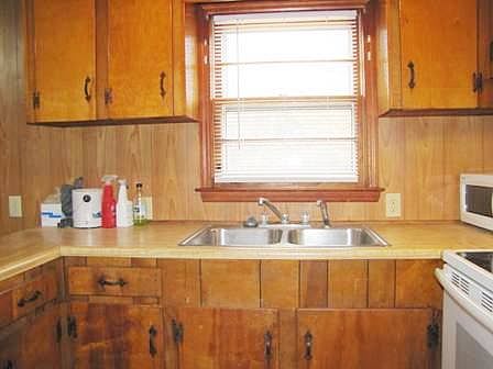 3rd image of 3544 McCormick Hwy