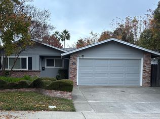 2961 Layton Dr, Davis, CA 95618