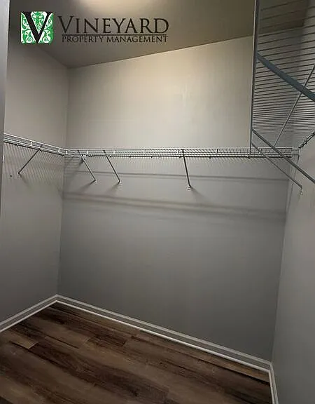 303 Cherokee Reserve Ct — Photo 34