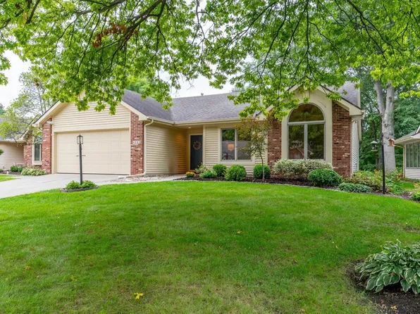 4223 Stillwood Dr, Fort Wayne, IN 46815