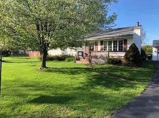 5 Rockside Dr, Cambridge, NY 12816