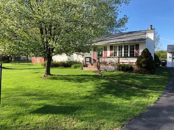 5 Rockside Dr, Cambridge, NY 12816